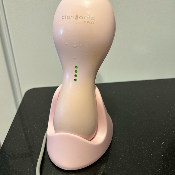 Clarisonic Pro bundle - Picture 4 of 6
